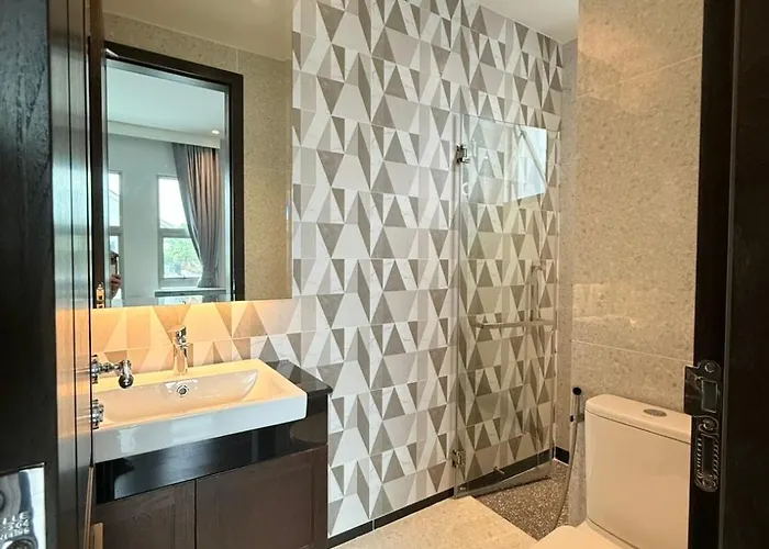 Luxury House For Rent Near Suvarnabhumi Airport