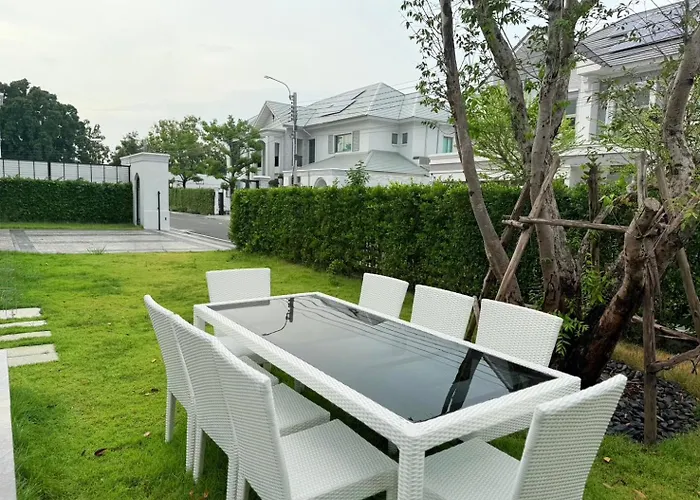 Luxury House For Rent Near Suvarnabhumi Airport Villa