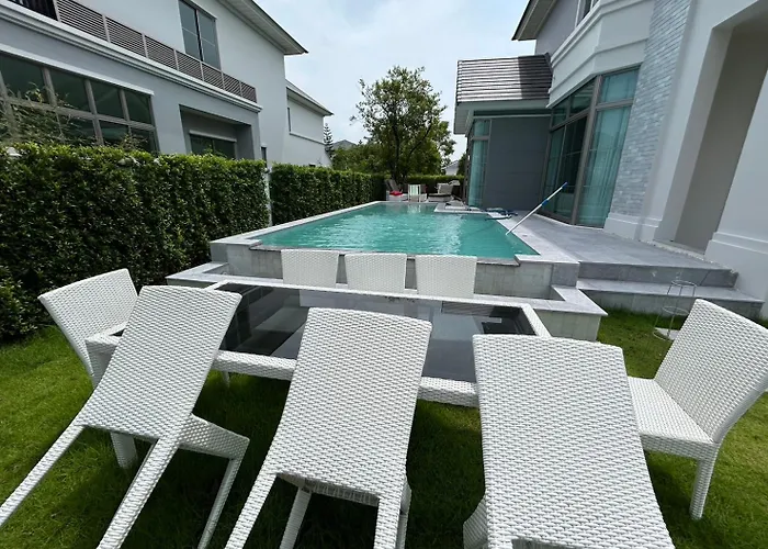 Villa Luxury House For Rent Near Suvarnabhumi Airport Bangkok