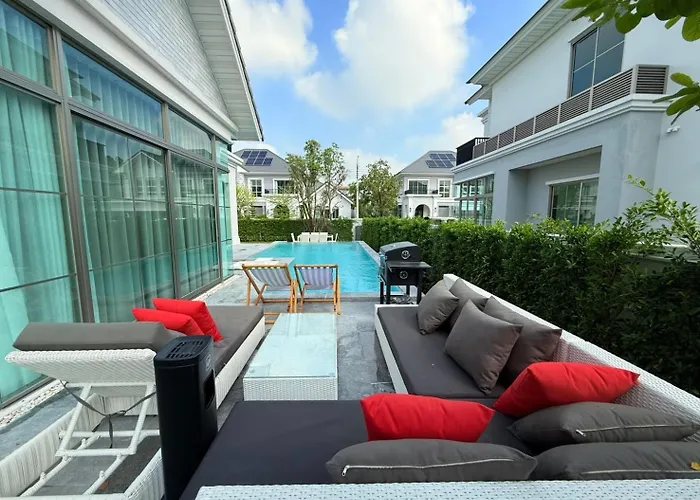 Luxury House For Rent Near Suvarnabhumi Airport *