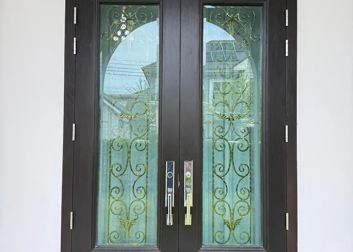 Villa Luxury House For Rent Near Suvarnabhumi Airport *