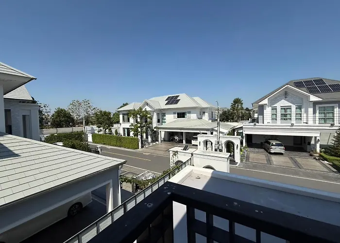 Luxury House For Rent Near Suvarnabhumi Airport Villa Bangkok
