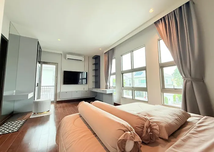 Luxury House For Rent Near Suvarnabhumi Airport Bangkok